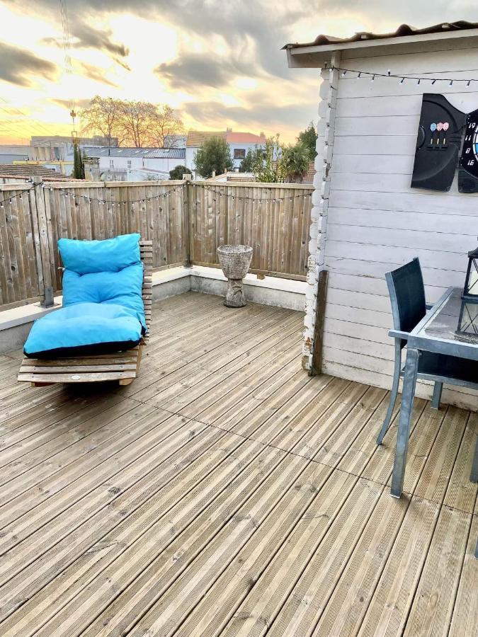 Chaleureux T2 30 M2 Et Sa Terrasse Bois 18 M2 Apartment ลาโรแชล ภายนอก รูปภาพ